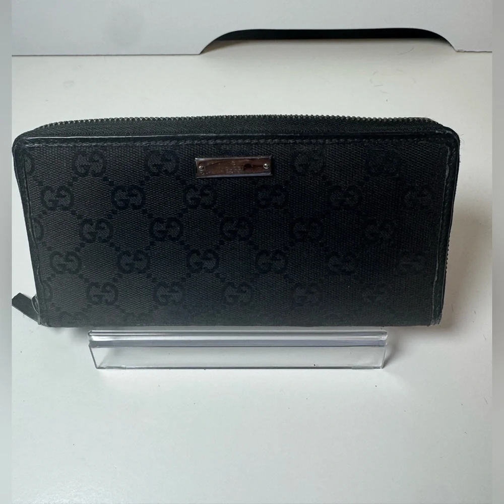 Gucci Women’s Black GG Monogram Canvas Long Zip Wallet